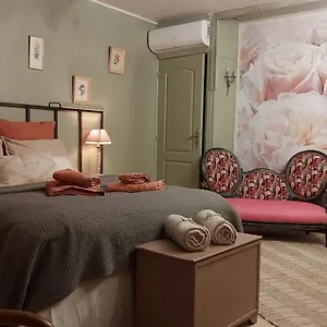 Gasthuis La Demeure Des Poetes D'hotes