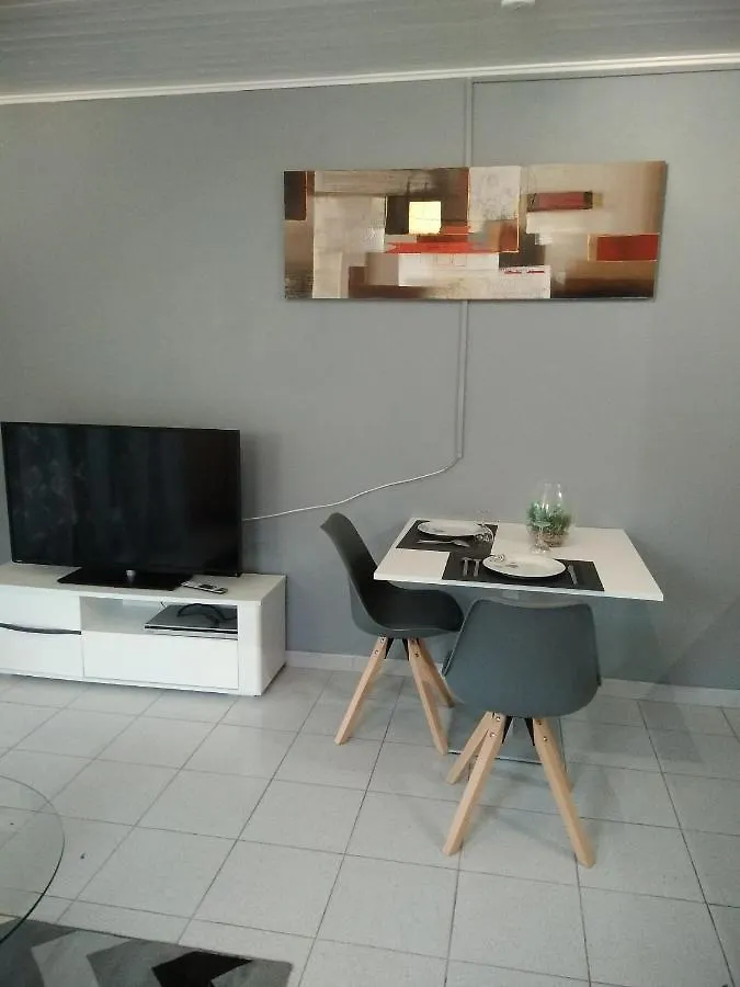 Appartements Et Valreas Guest house