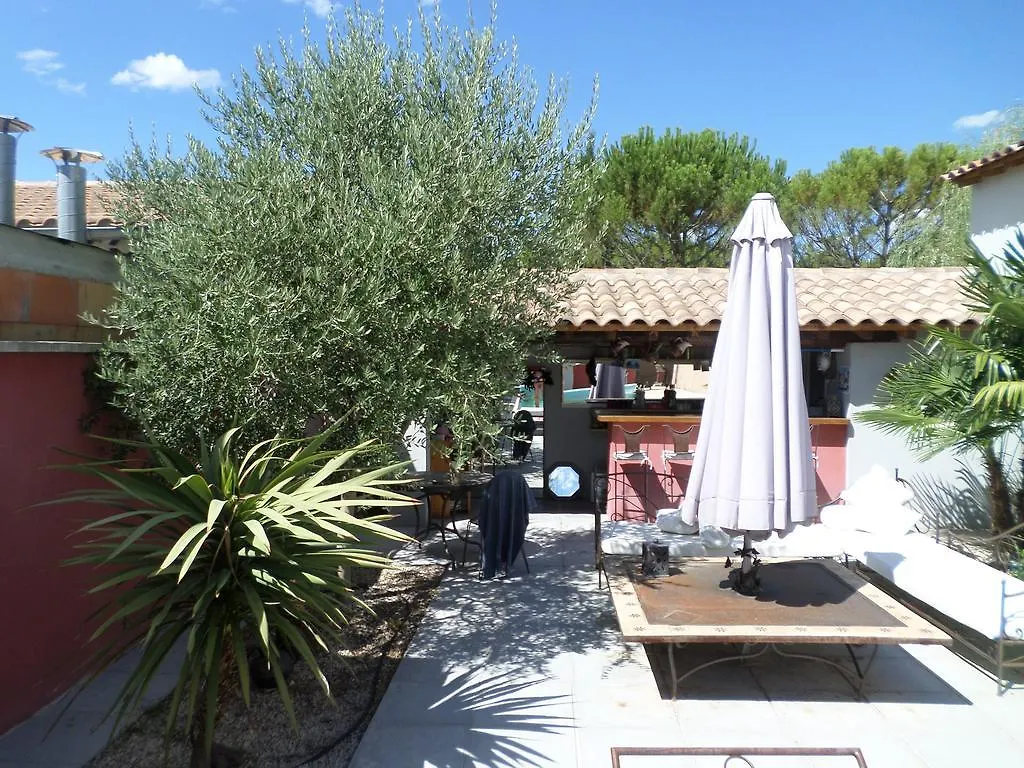 Appartements Et Valreas Guest house